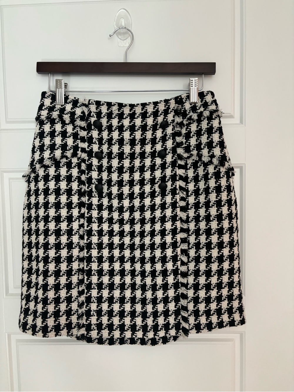 Express Black & White Houndstooth Mini Skirt